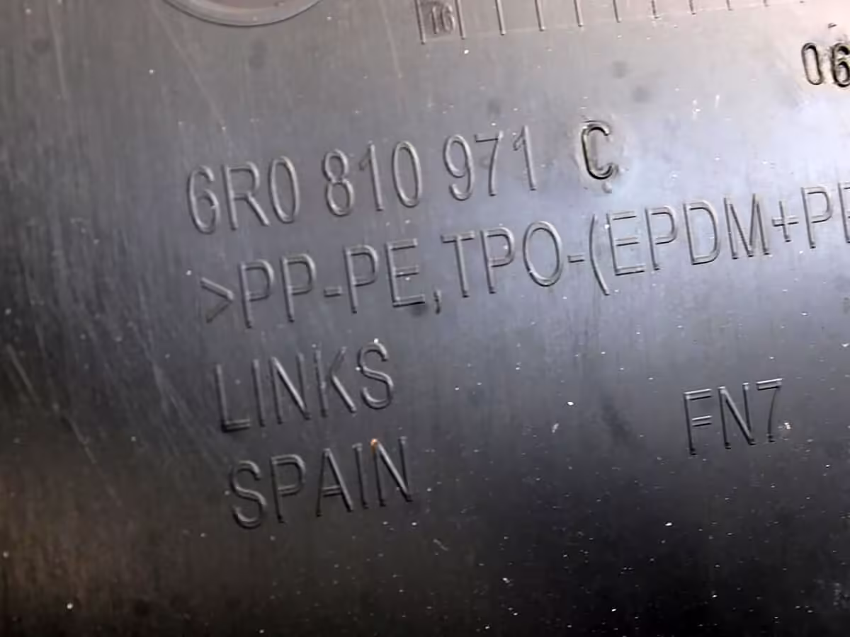 6R0810971C - Radkasten [14/14]