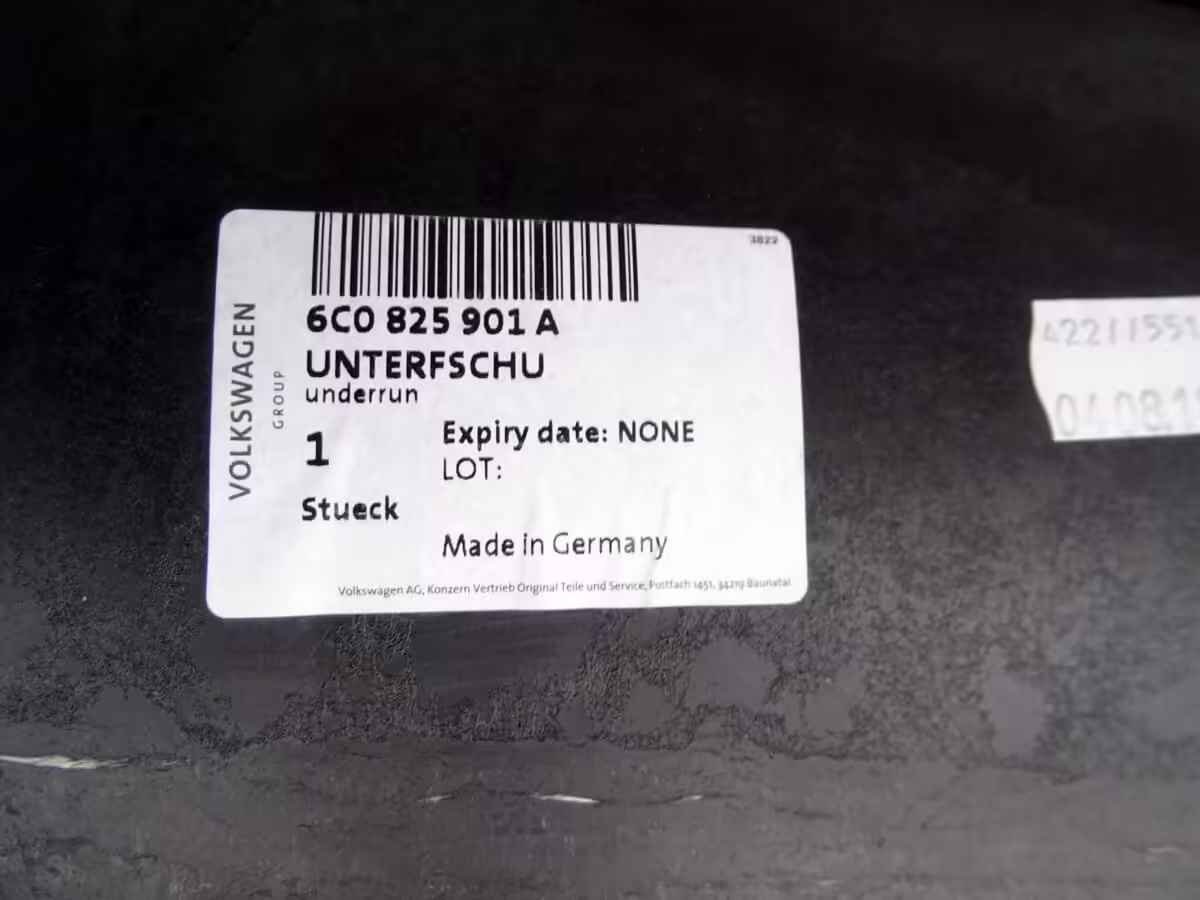 6C0825901A - Osłona dźwiękochłonna [6/19]