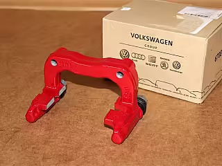 Klemmbügel mit Führungsstiften ⌀230 rot, linke Seite