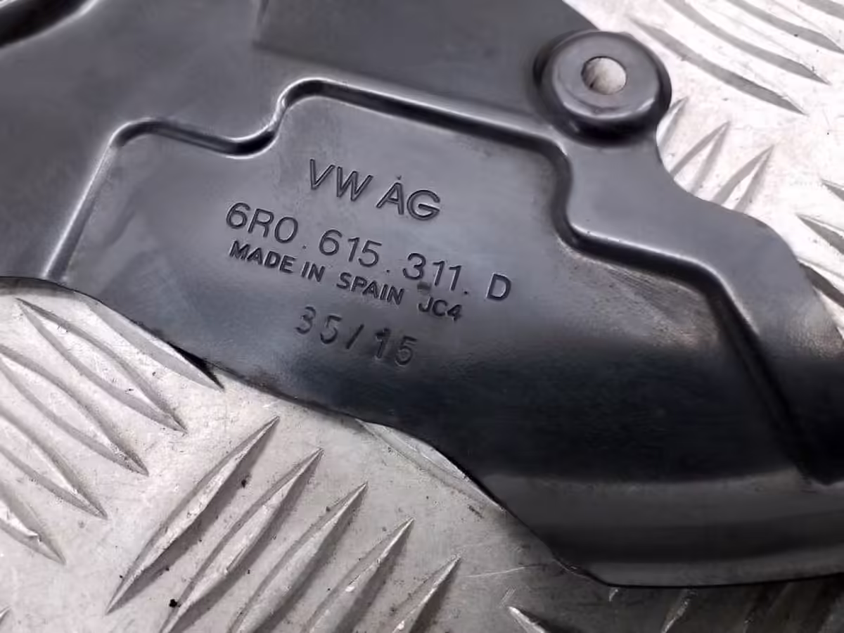 6R0615311D - Cover plate for brake disc 288 mm; front left [4/8]