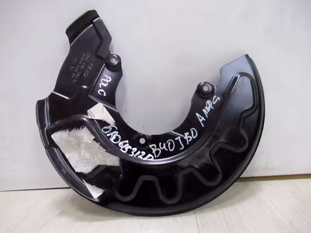 6R0615312D - Cover plate for brake disc 288 mm; front right [3/4]