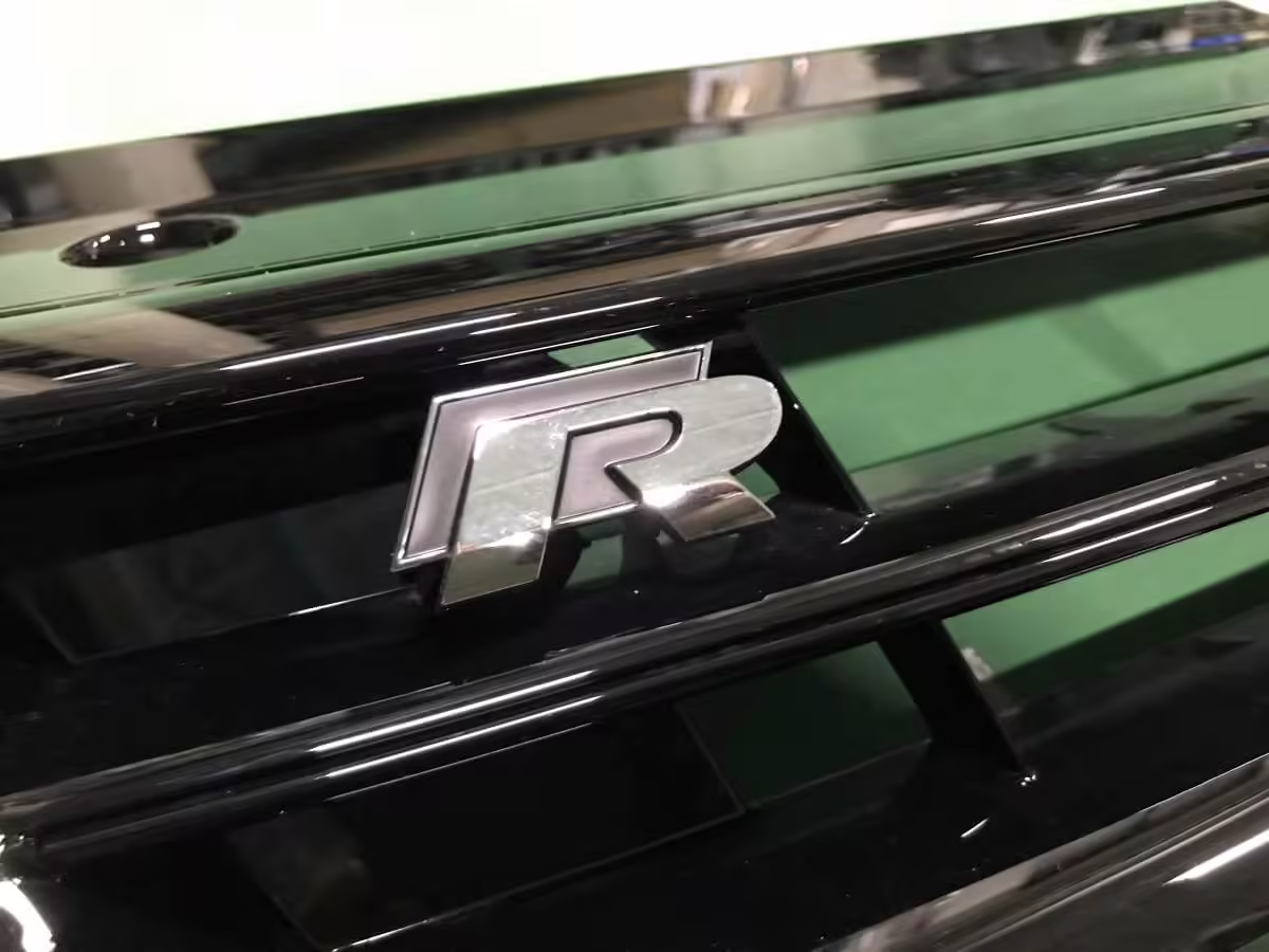 6R0853651AC041 - Atrapa chłodnicy; 6R R WRC Street [7/28]