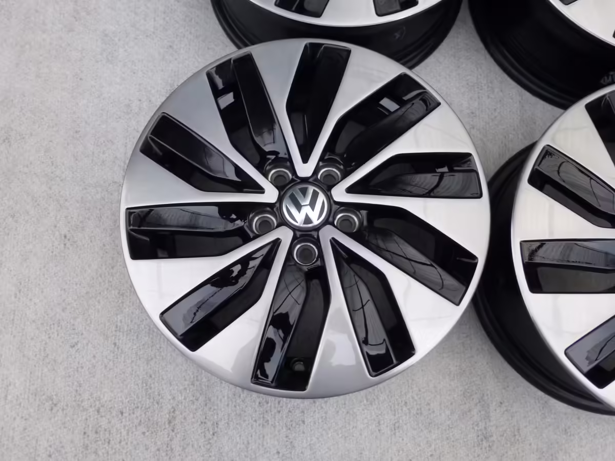 6C0601025CFZZ - Alloy wheel 15"; 'Buenes' [8/19]