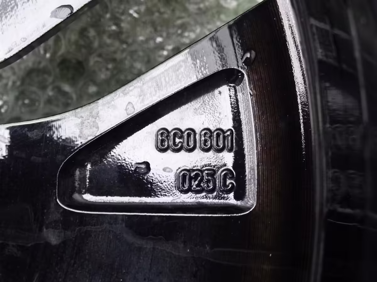 6C0601025CFZZ - Alloy wheel 15"; 'Buenes' [11/19]