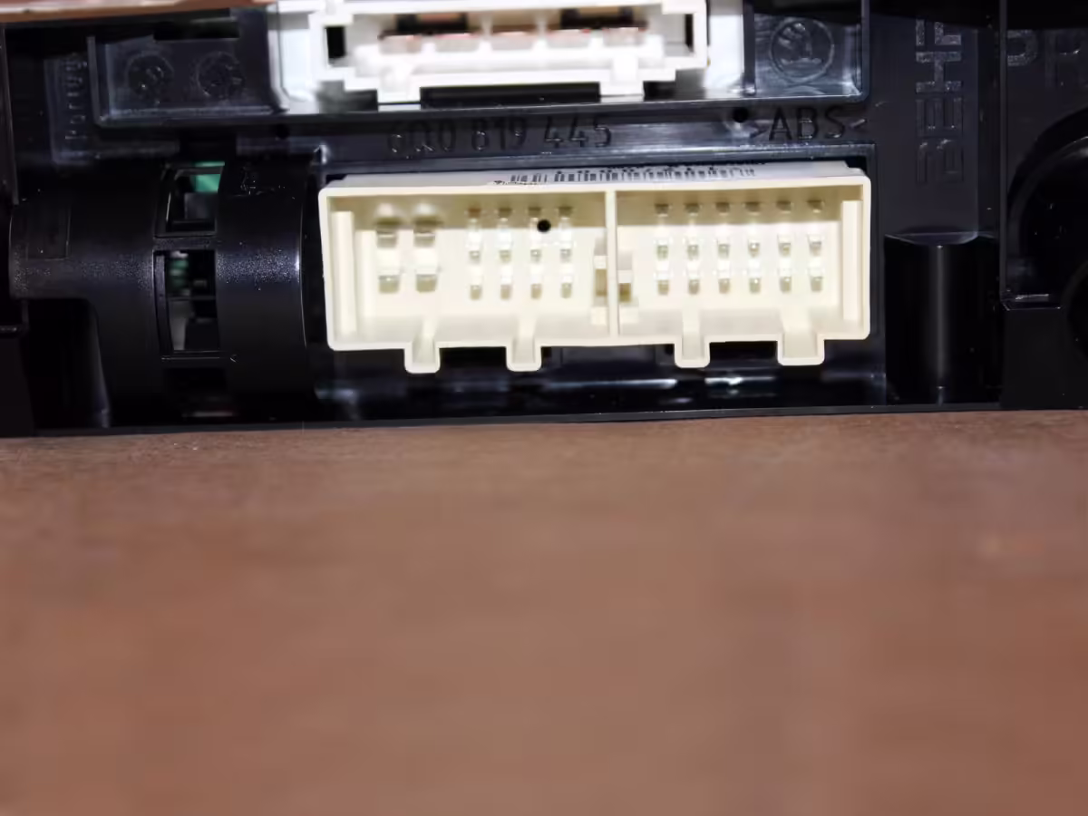 6R0820045Q - Panel klimatyzacji manualnej Climatic [8/13]