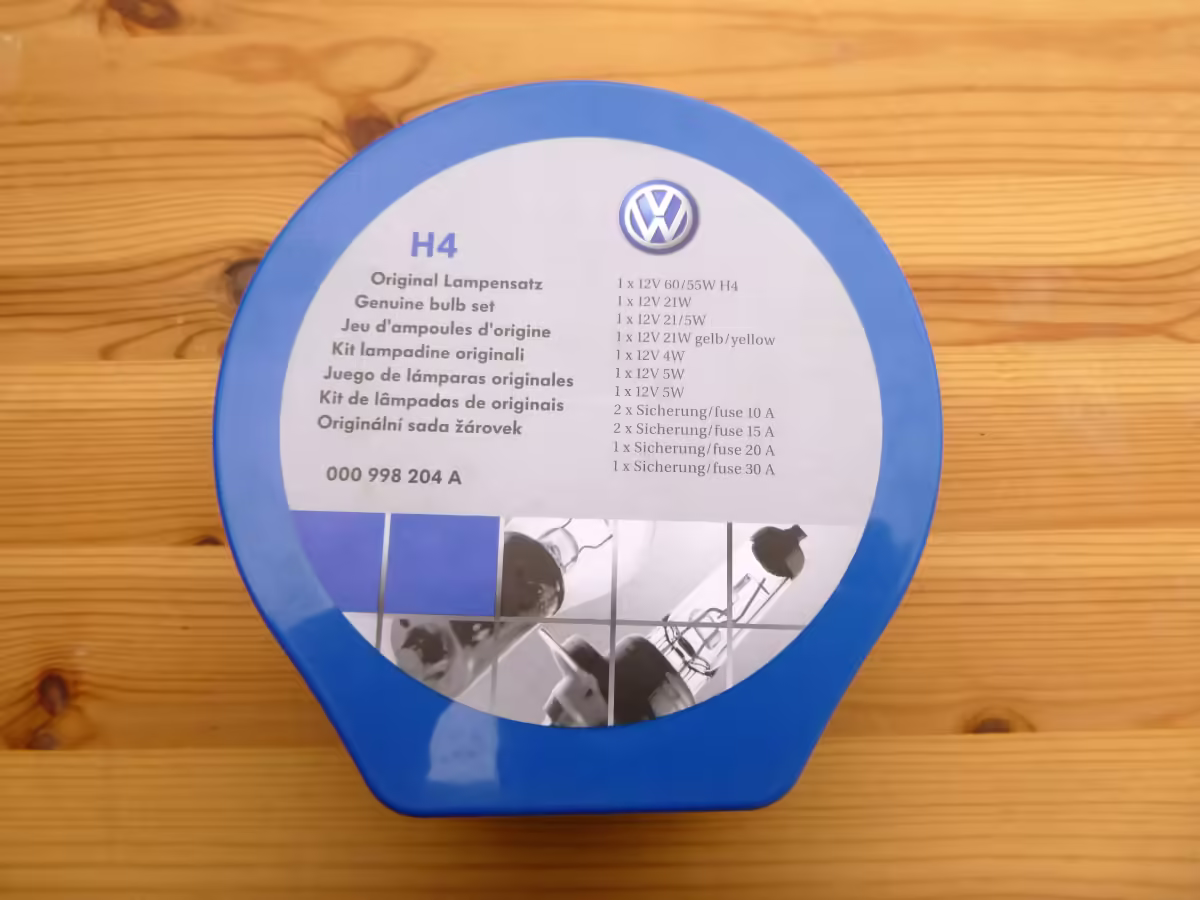 000998204A - Set of bulbs; H4 [13/14]