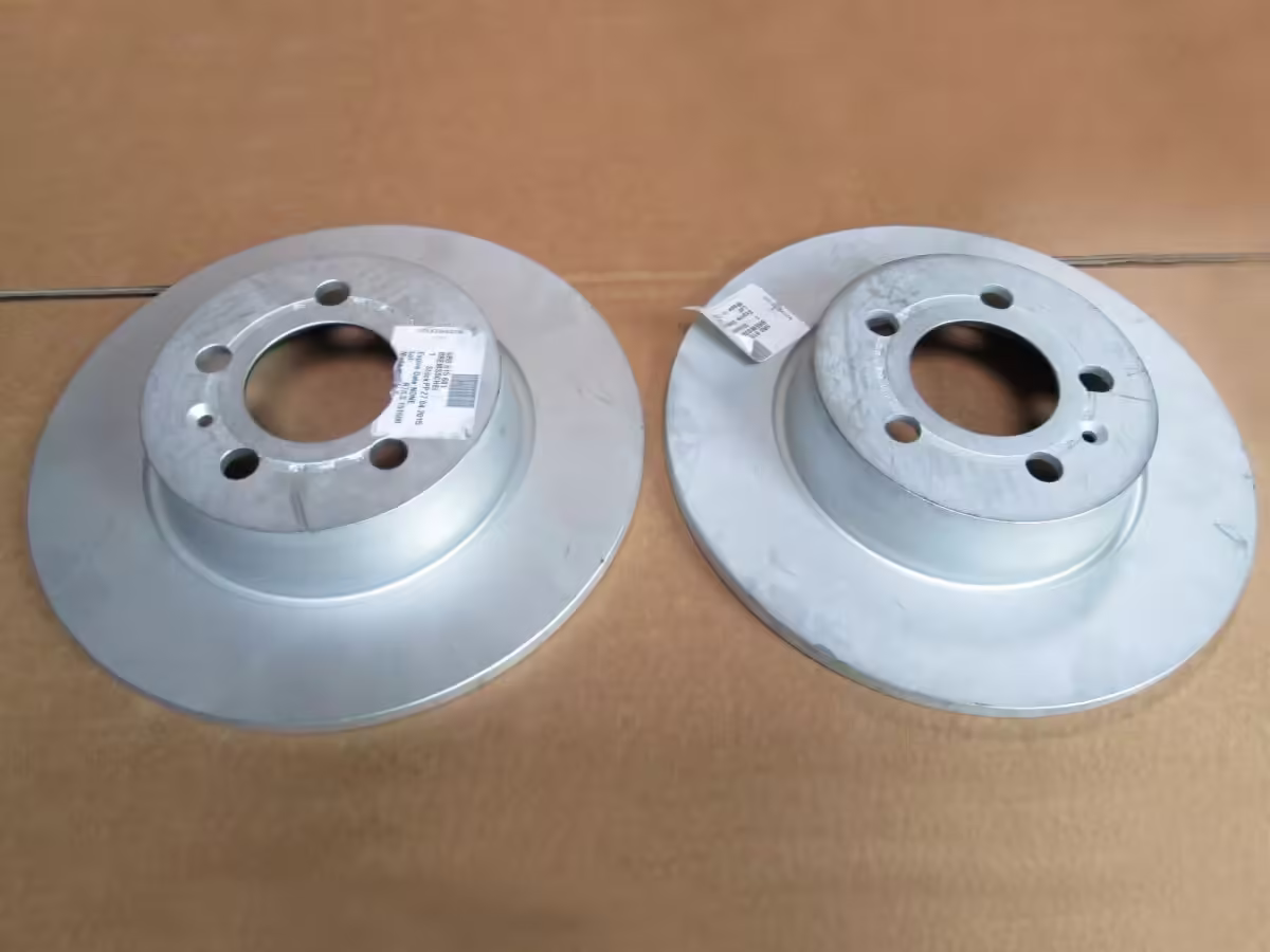 6R0615601B - Brake disc; rear ⌀272mm (solid) [8/8]