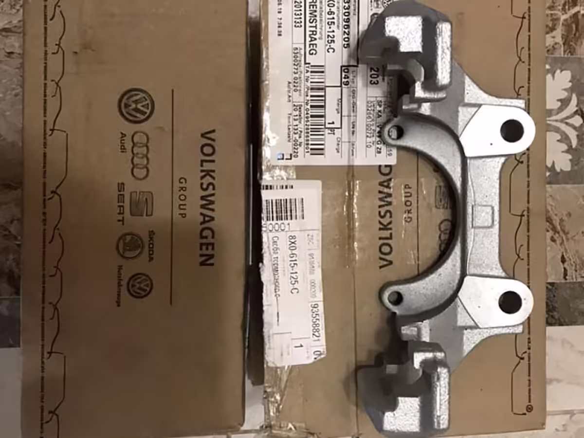 3C0615125 - Uchwyt zacisku; przód, lewy/prawy [9/22]