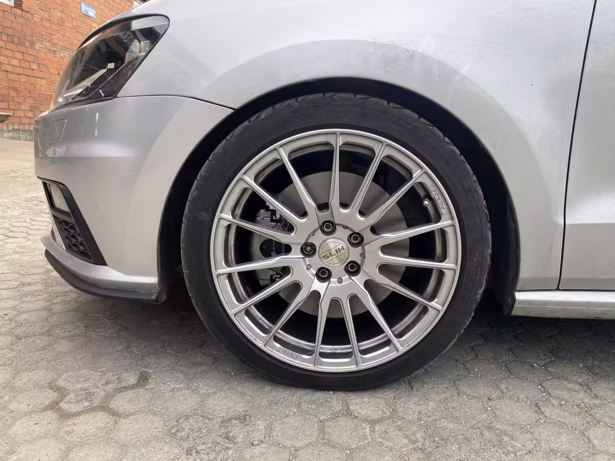 3C0615125 - Uchwyt zacisku; przód, lewy/prawy [12/22]