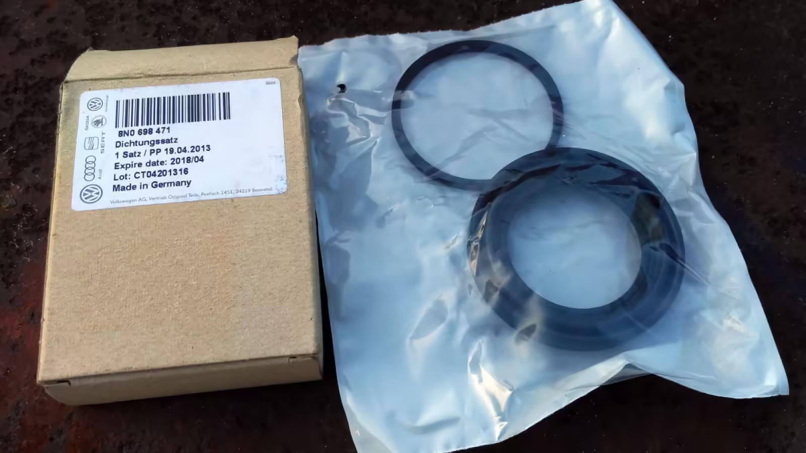 8N0698471 - Dichtungssatz für Scheibenbremssattel [5/5]