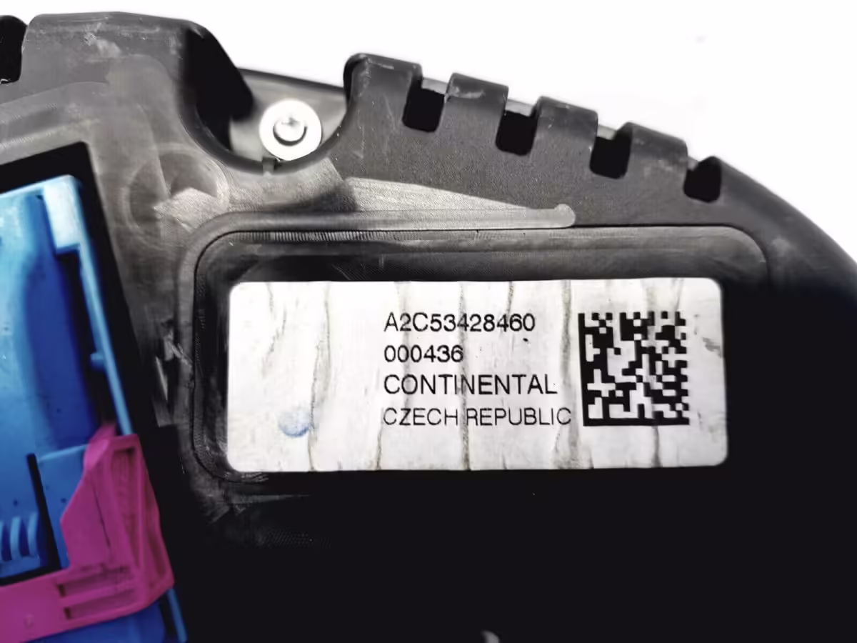6R0920870A - MFD+ Kombiinstrument [24/41]