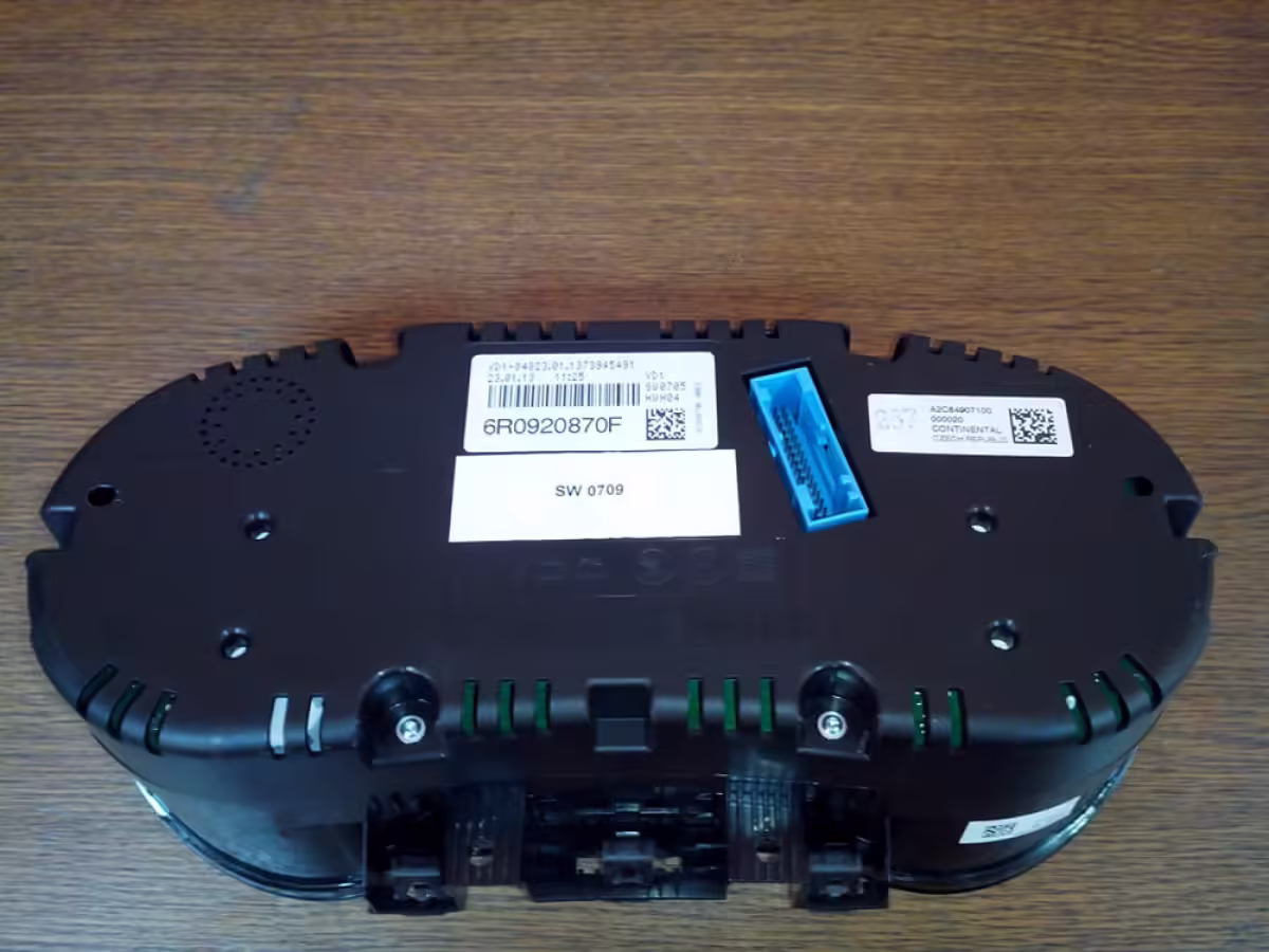 6R0920870F - MFD+ Kombiinstrument [16/23]