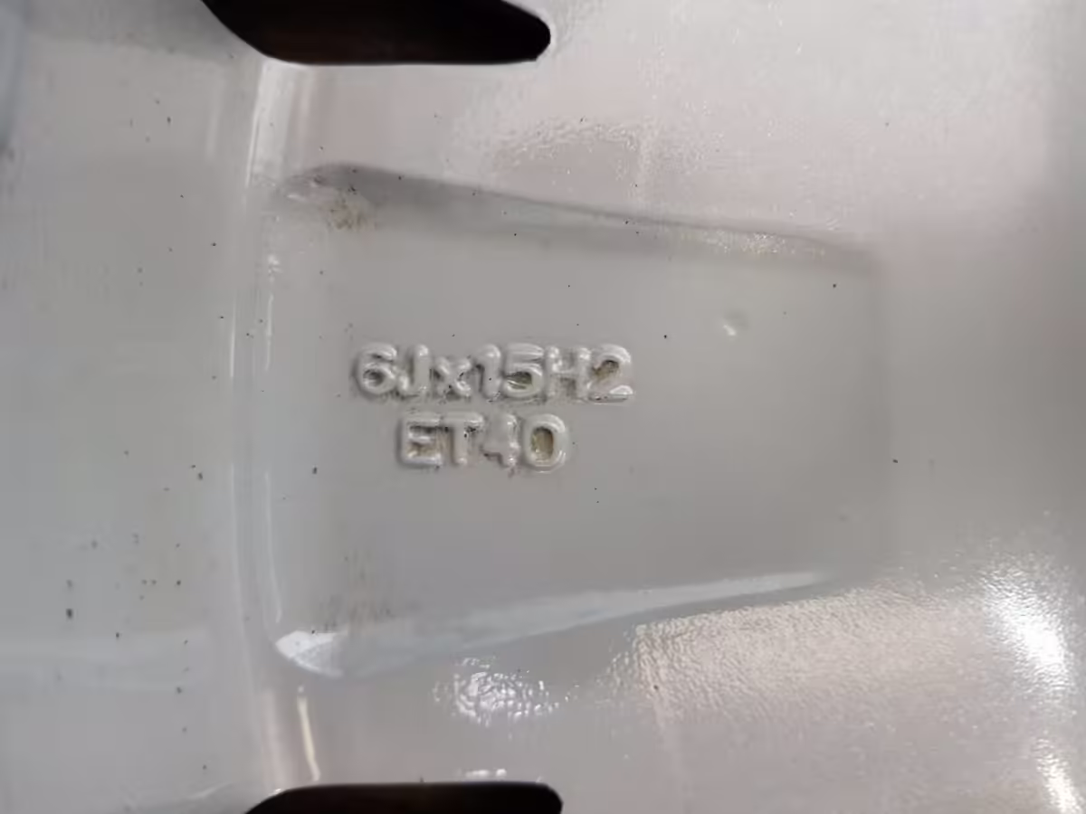 6R0601025AK8Z8 - Alloy wheel 15"; 'Spokane' [14/26]