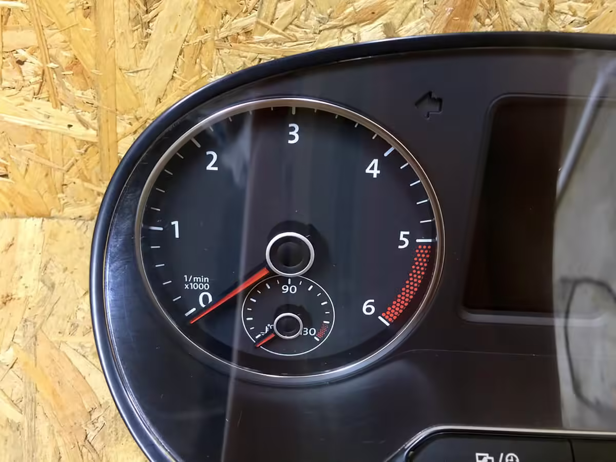 2H0920871 - MFD+ Kombiinstrument [3/14]