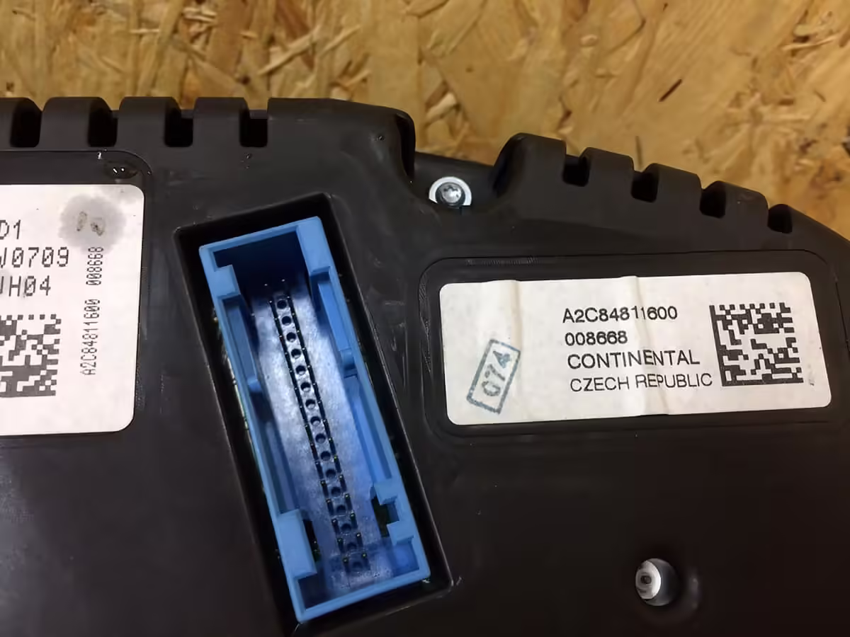 2H0920871 - MFD+ Kombiinstrument [12/14]