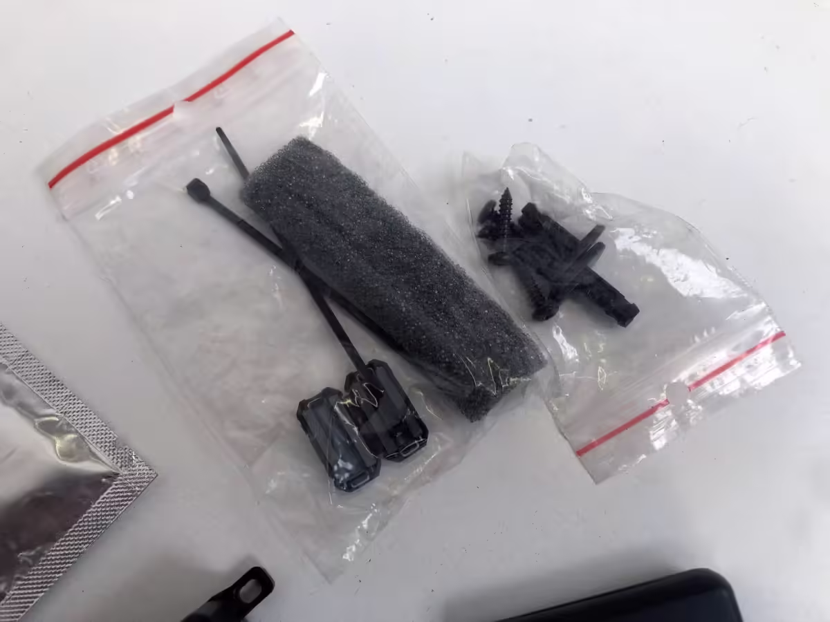 000051473C - Bluetooth; Touch Phone Kit [10/50]