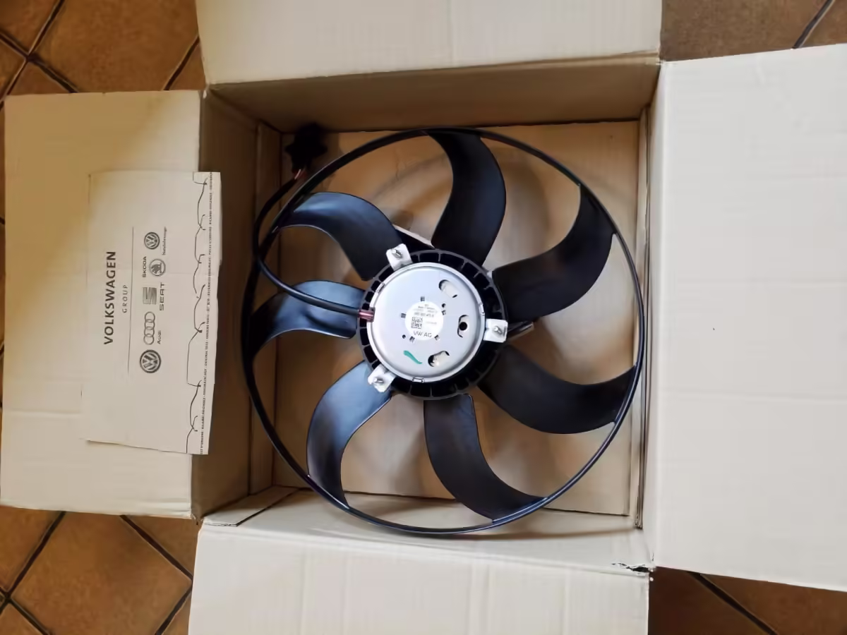 6R0959455E - Radiator fan; ⌀390 mm [3/16]