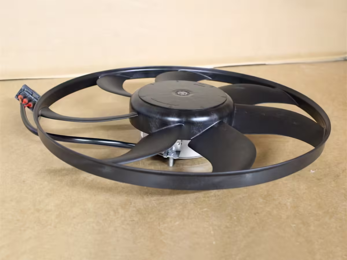 6R0959455E - Radiator fan; ⌀390 mm [15/16]