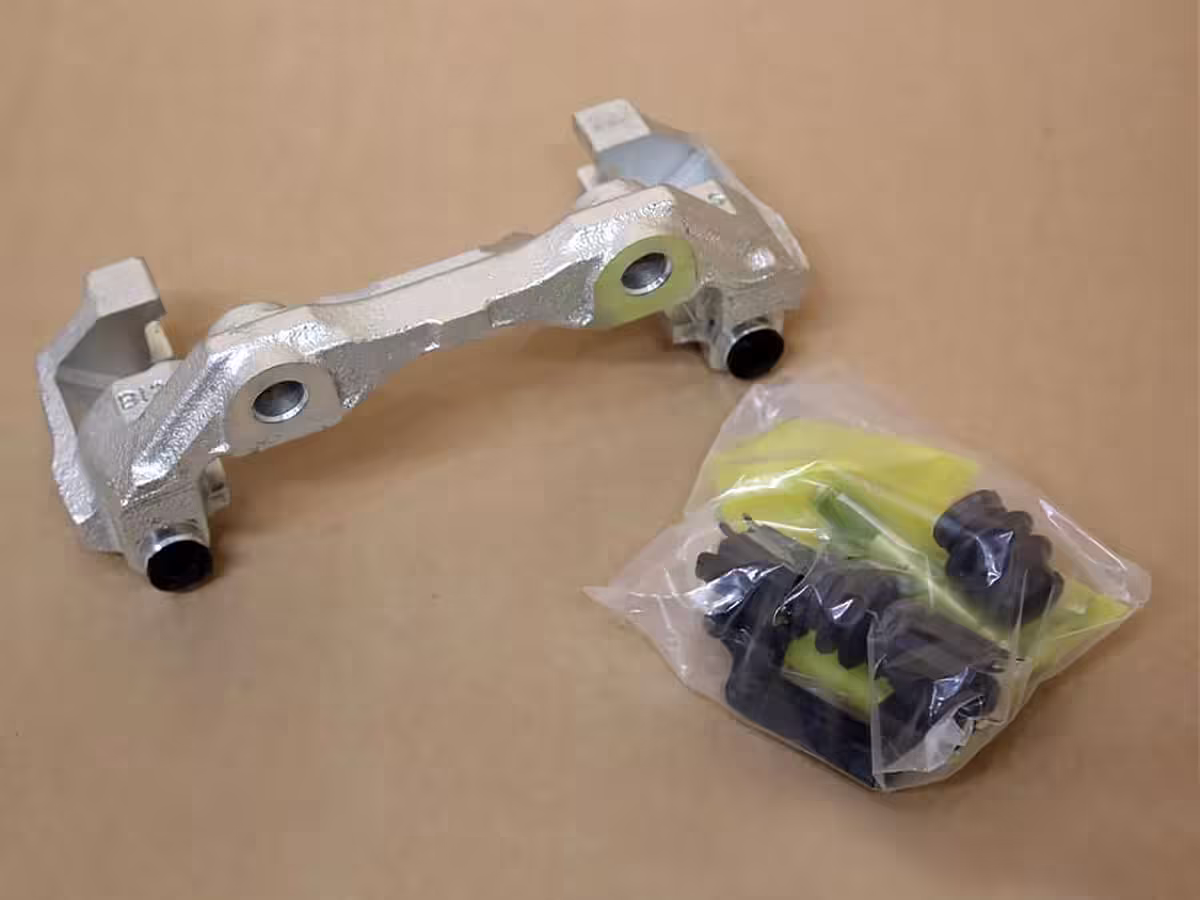 6RF615125 - Brake calliper carrier, front left/right [6/9]