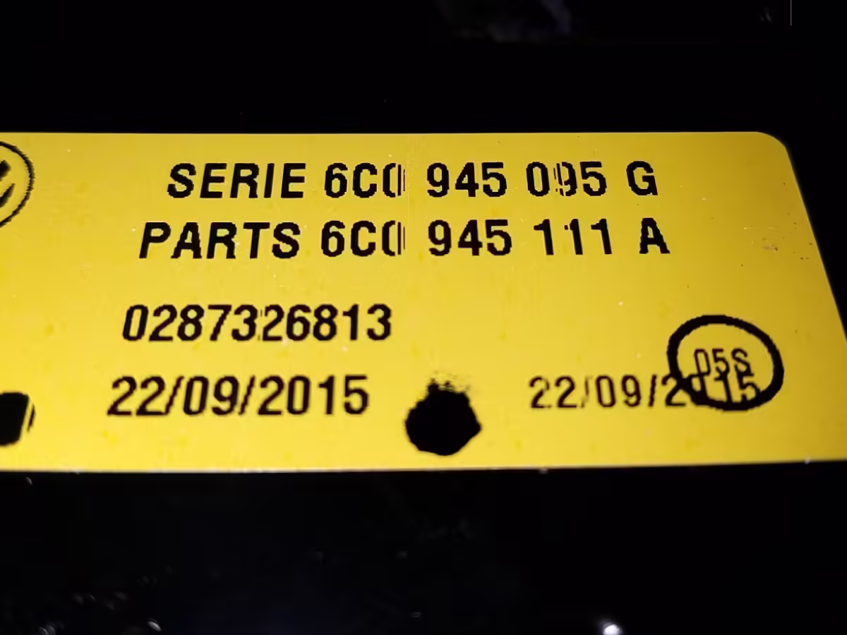 6C0945095L - Tail light; V2, left RHD [12/16]
