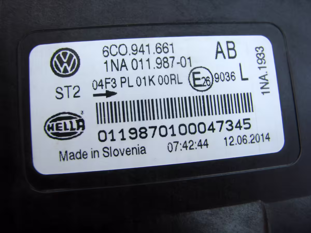 6C0941661G - Nebelscheinwerfer mit Tagfahrlicht; V2, linke Seite [13/16]