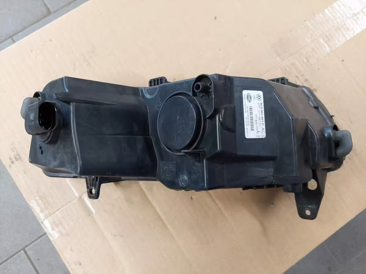 6C0941661J - Tagfahrlicht; V2, links [5/20]