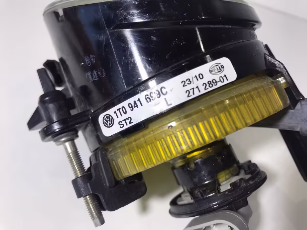 6C0941699 - Nebelscheinwerfer; V3, links [20/46]