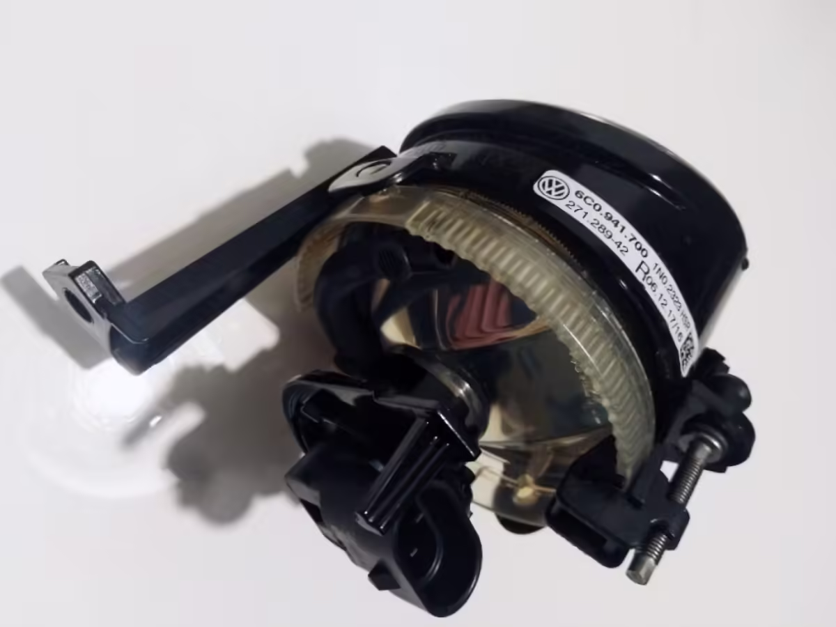 6C0941700 - Halogen fog lamp; V3, right [18/20]