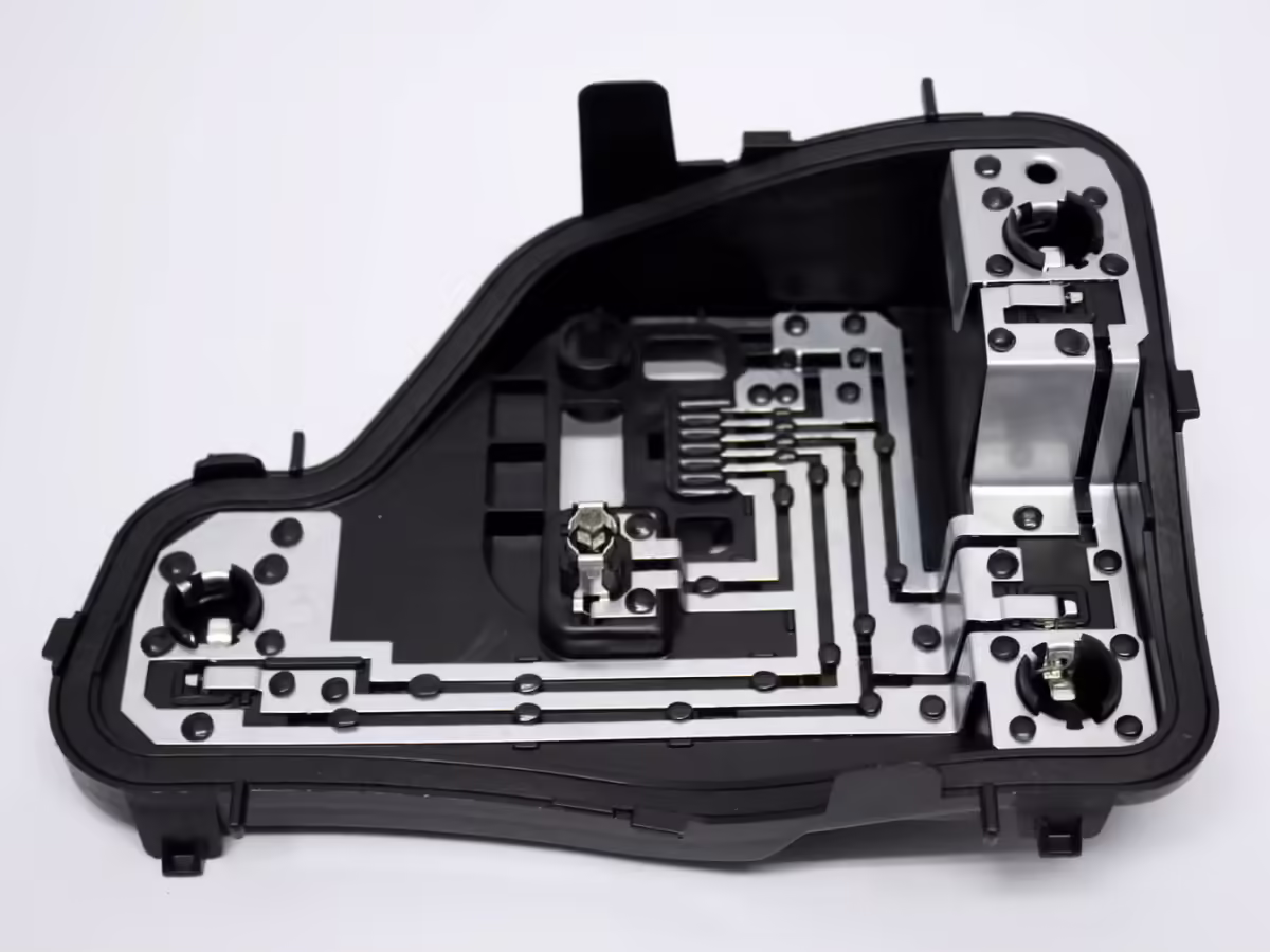 6C0945257A - Oprawa żarówek; V2, lewa RHD [1/18]