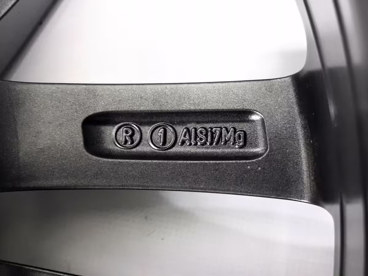 6C0601025JZ49 - 16"-Aluminiumrad; "Salvador" [42/47]