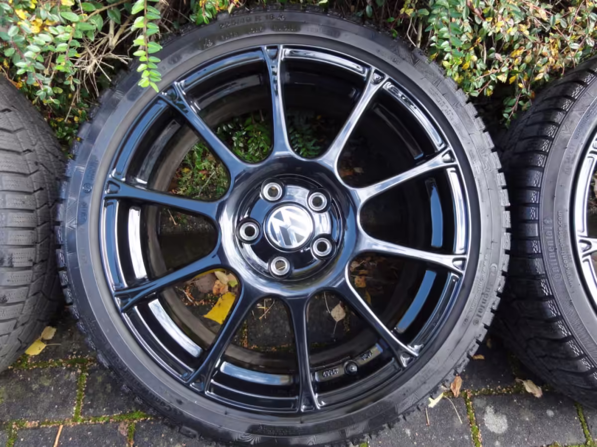 6R0073147AX1 - Summer wheel 17"; Motorsport + Pirelli [14/15]