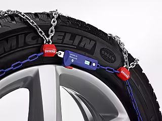 Snow chains set