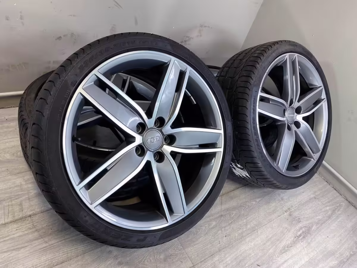 8XA601025F - Alloy wheel 18"; '5-arm wing' [18/42]