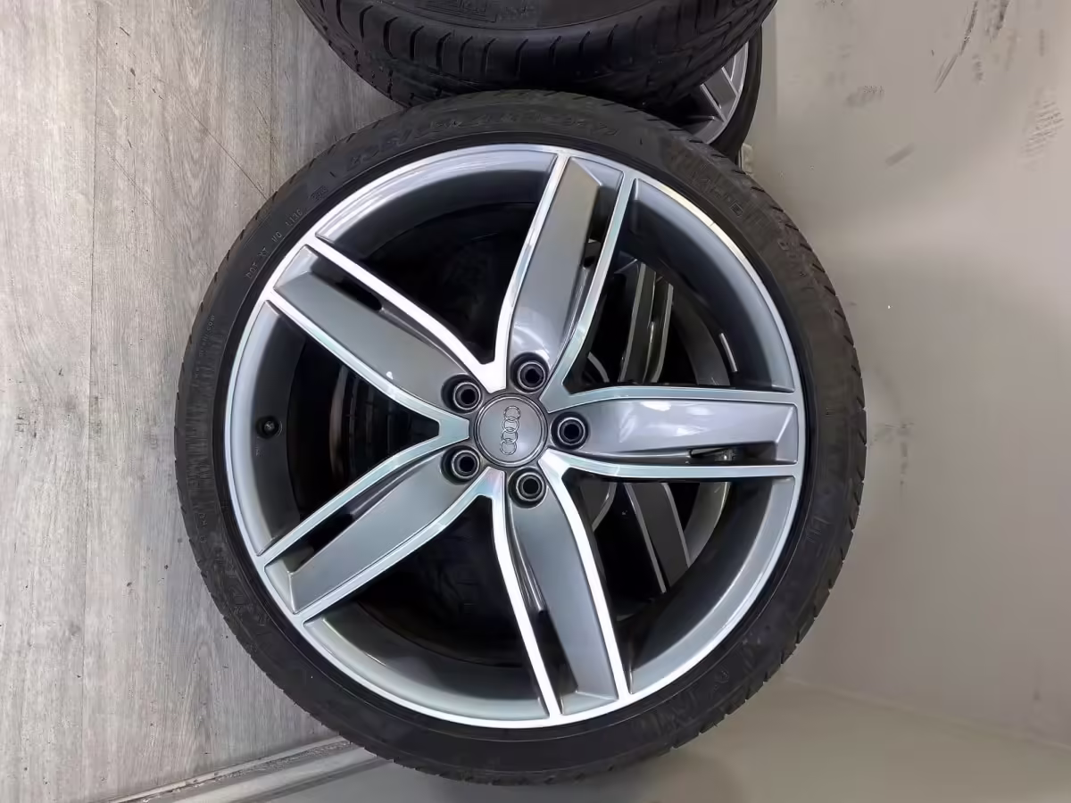 8XA601025F - Alloy wheel 18"; '5-arm wing' [19/42]
