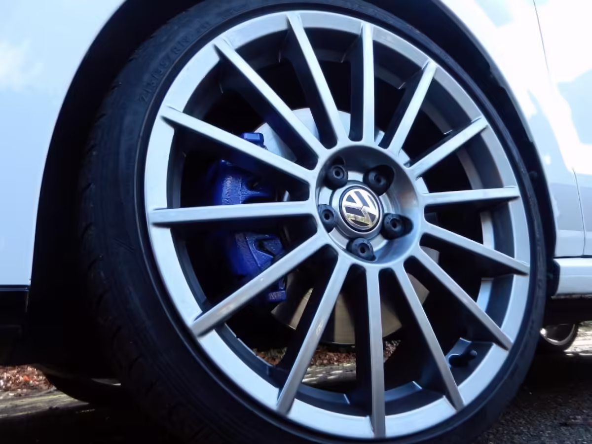 6R0601025BAZ49 - Alloy wheel 18"; 'Cagliari' [11/27]