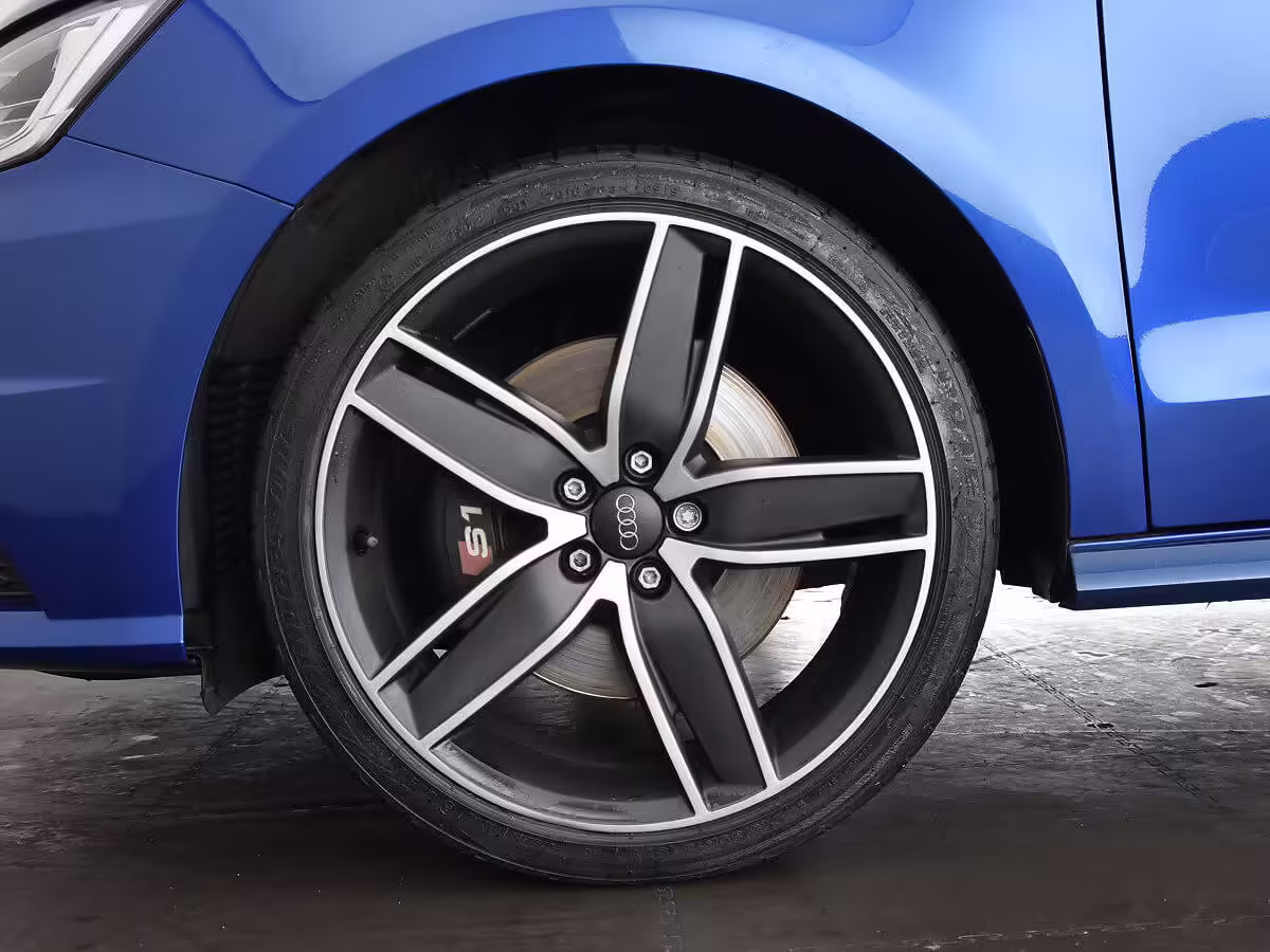 8XA601025J - Alloy wheel 18";  '5-arm wing' [8/36]