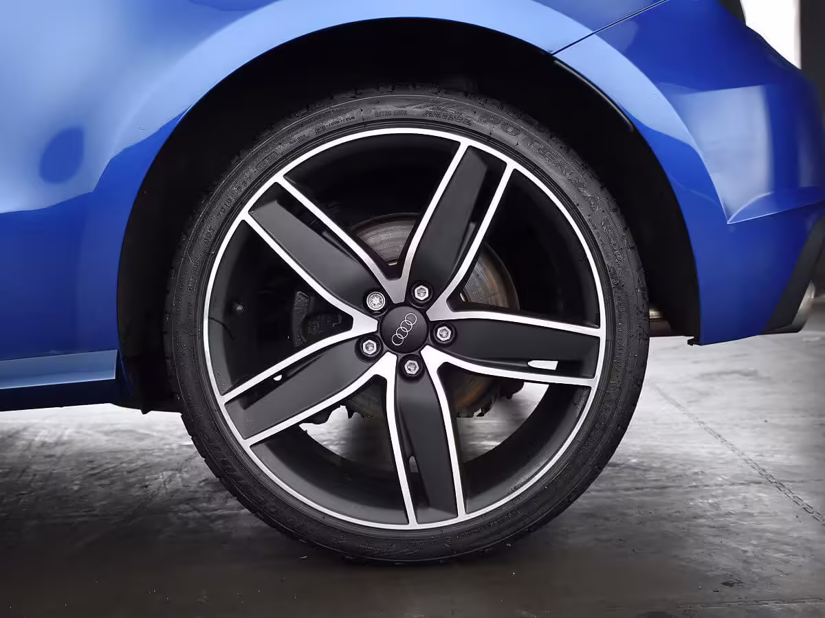 8XA601025J - Alloy wheel 18";  '5-arm wing' [9/36]