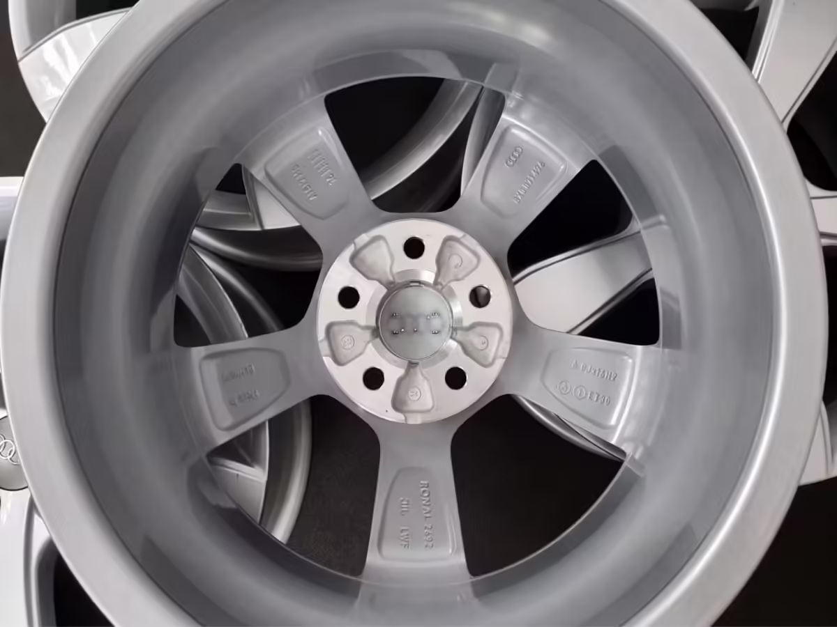 8X00714968Z8 - 16" Aluminiumrad; 5-Speichen [7/32]