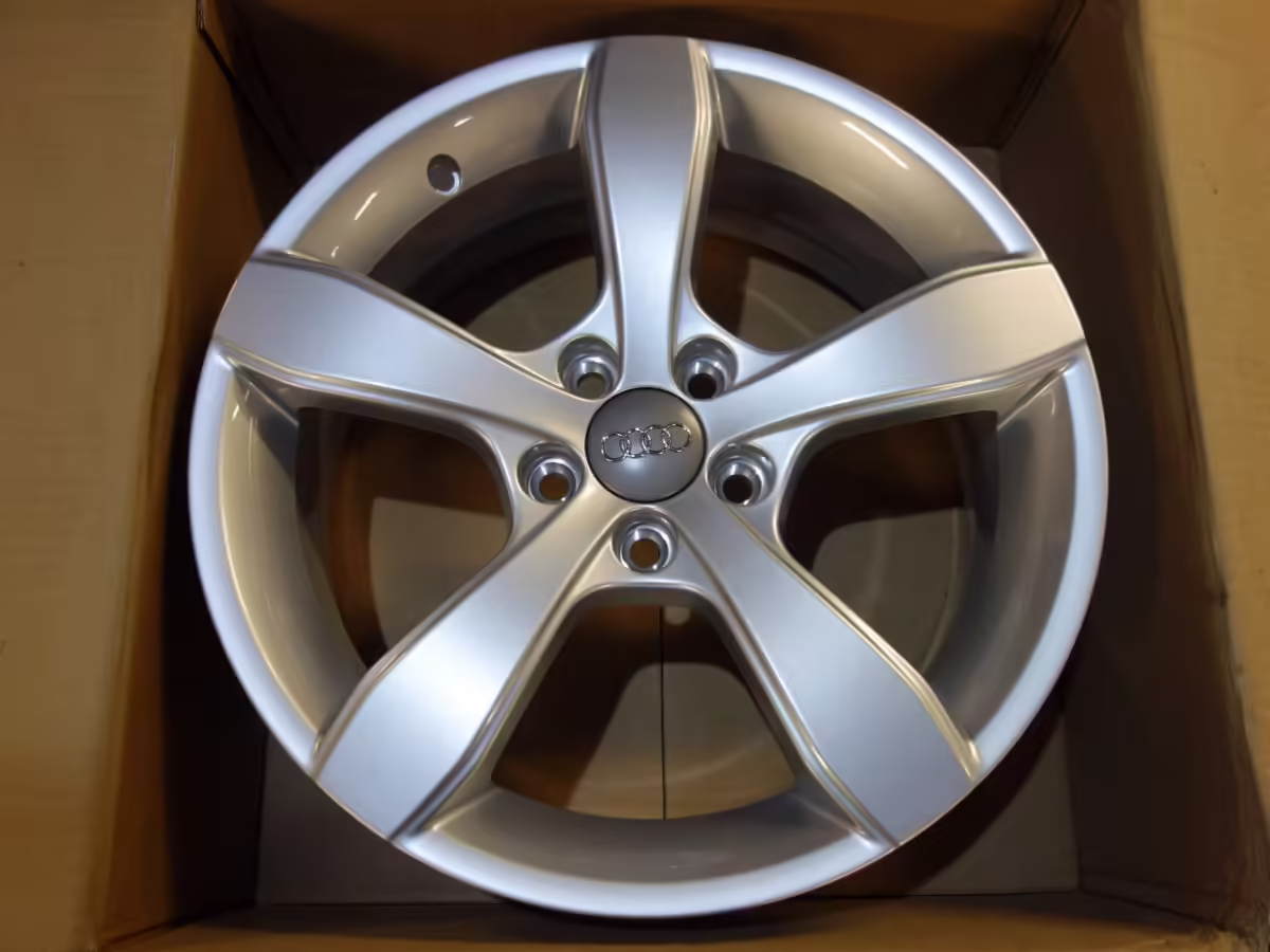 8X00714968Z8 - 16" Aluminiumrad; 5-Speichen [21/32]