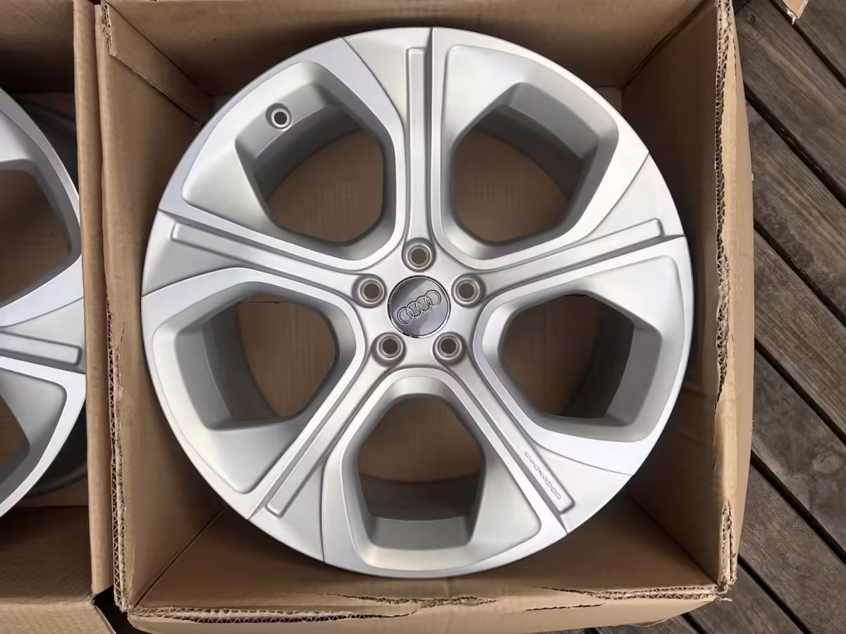8X0071498BQW8 - Alloy wheel 18"; 5-spokes [5/18]