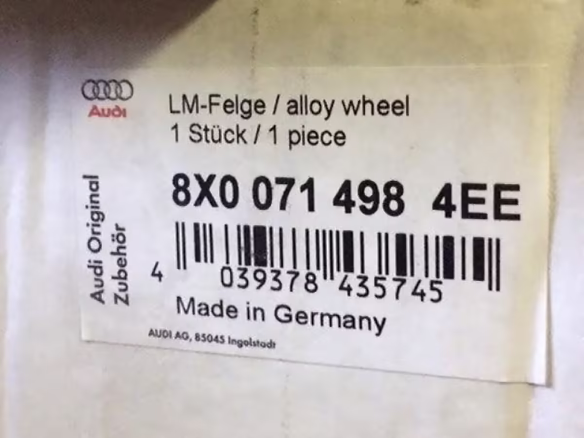 8X00714984EE - 18" Aluminiumrad; 5-Speichen [26/26]