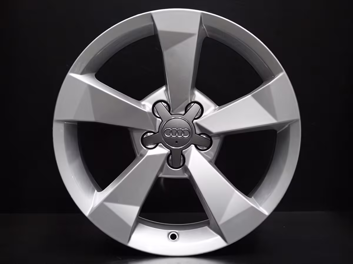 8XA601025A - Felga aluminiowa 16" [2/19]