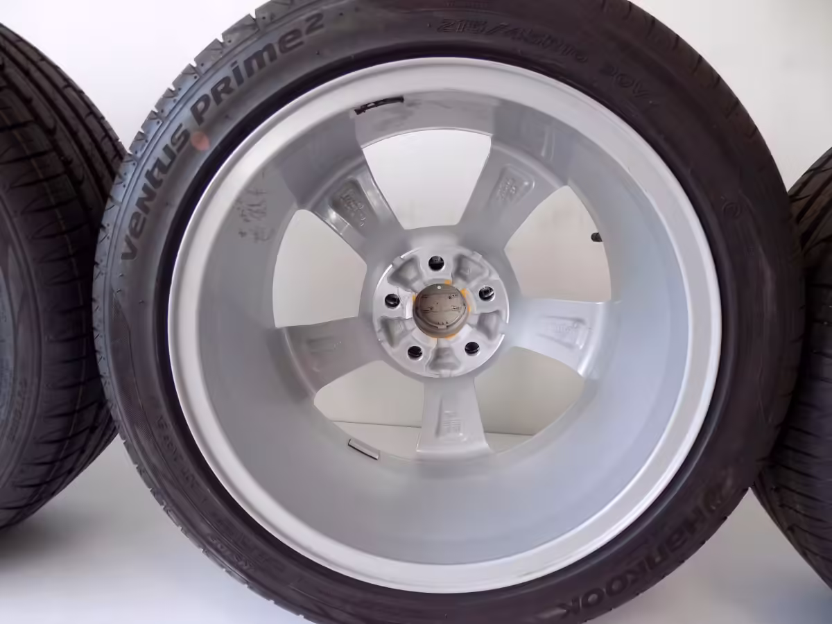 8XA601025A - Felga aluminiowa 16" [6/19]