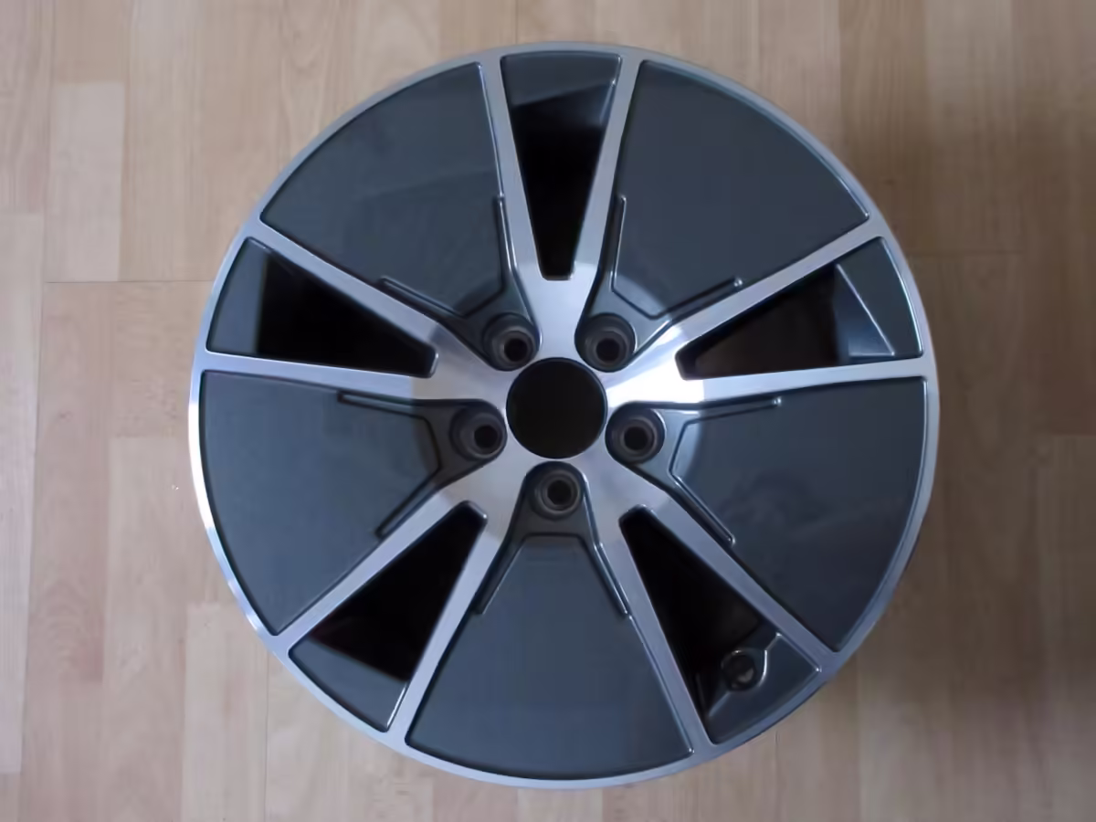8XA601025C - Felga aluminiowa 16" [21/28]