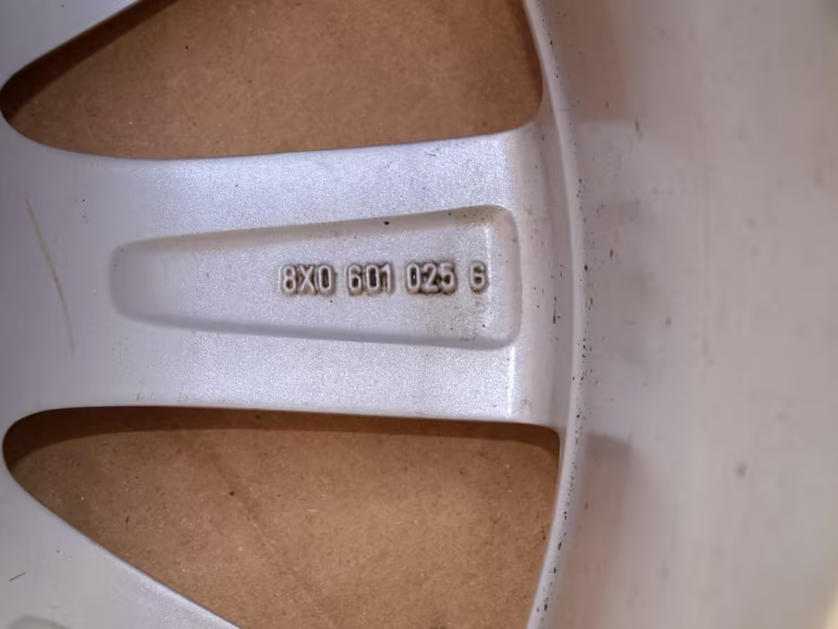8X0601025BB - 16" Leichtmetallrad [7/18]