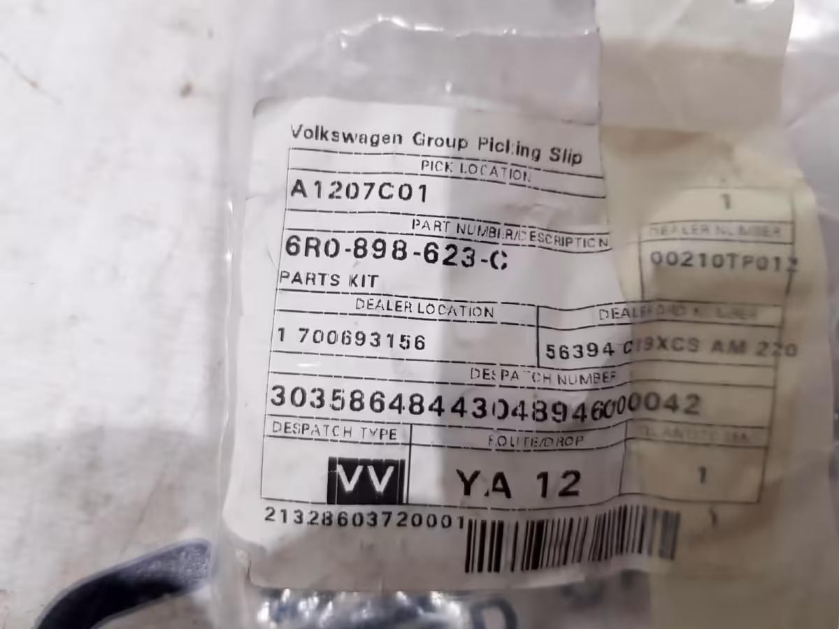 6R0898623C - Set of fixing parts for bumper [10/10]