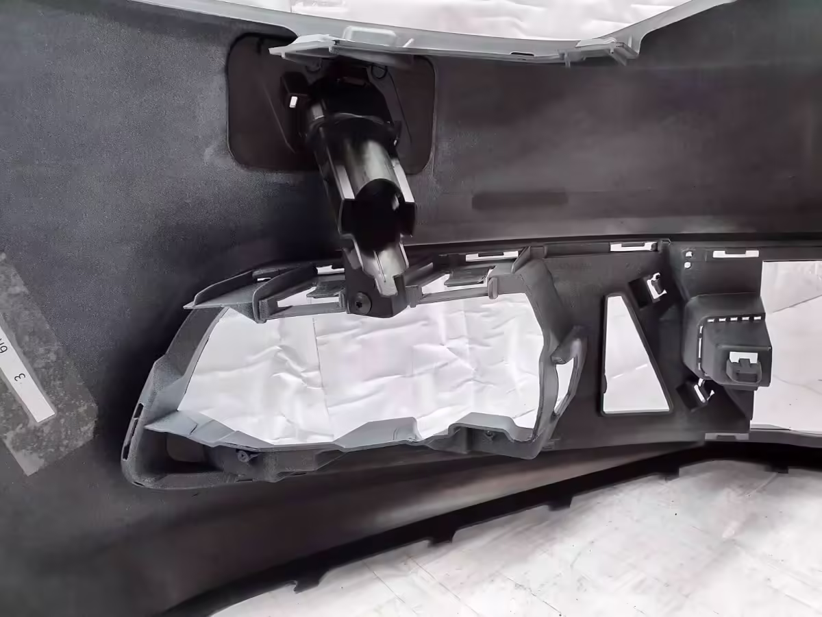 6R0807217ARGRU - Bumper cover; BlueGT/GTI [10/13]