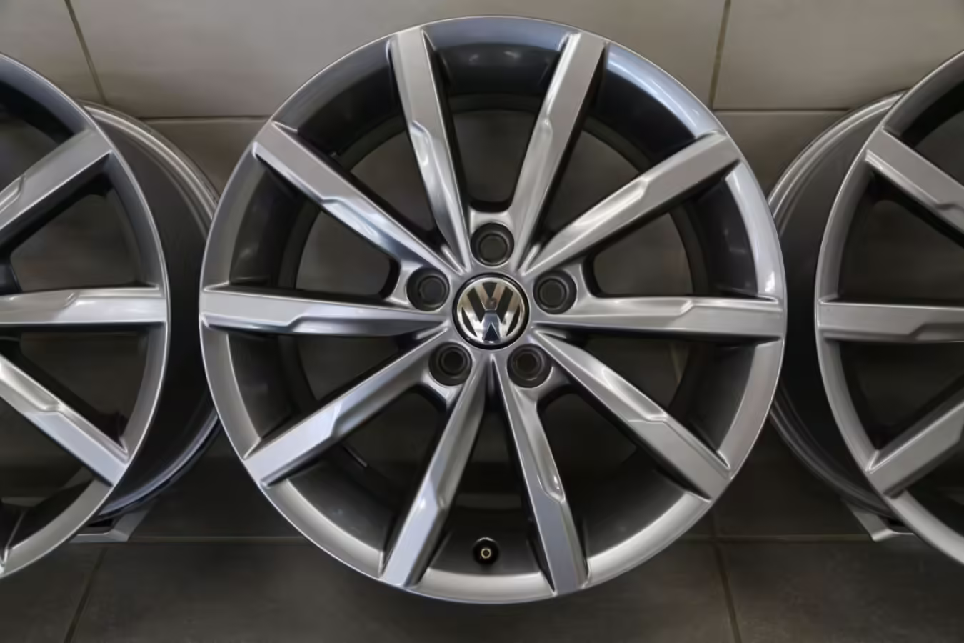 6C0601025HZ49 - Alloy wheel 16"; 'Portago' [14/21]