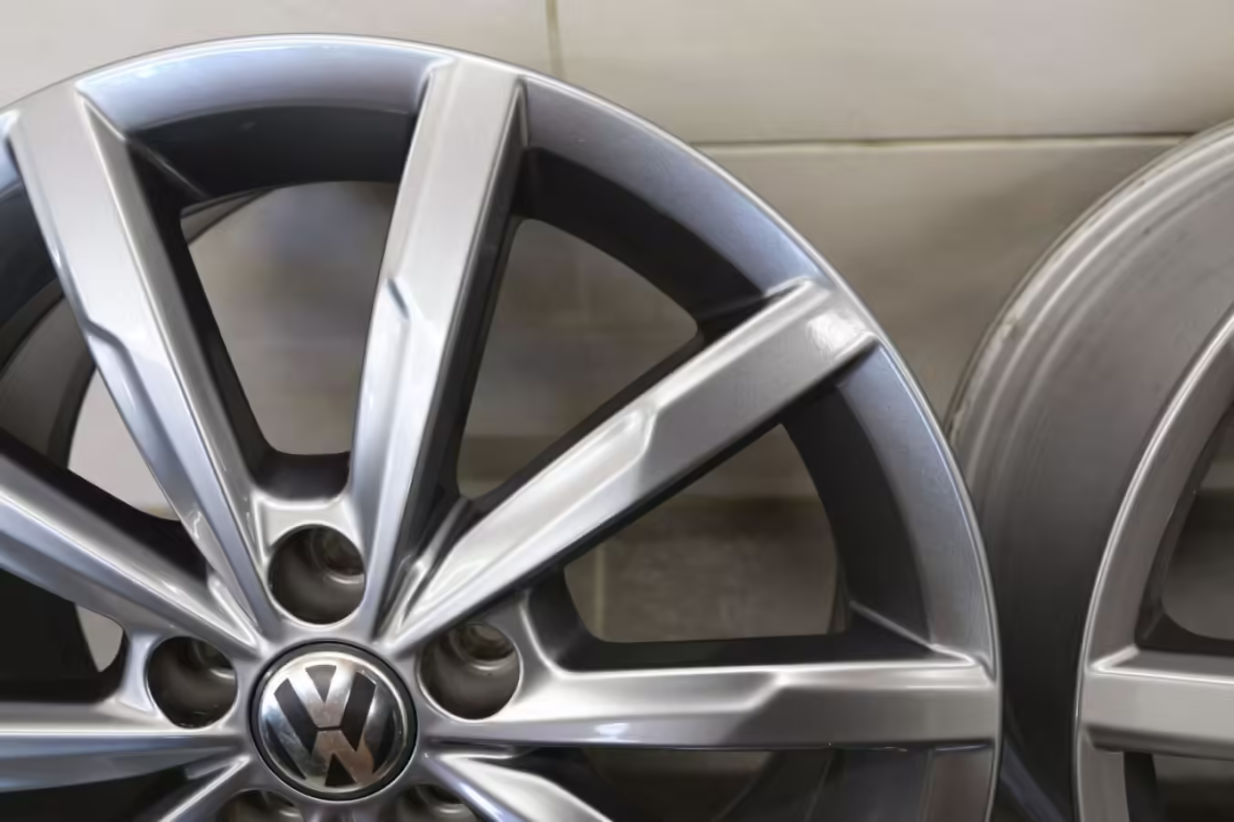 6C0601025HZ49 - Alloy wheel 16"; 'Portago' [15/21]