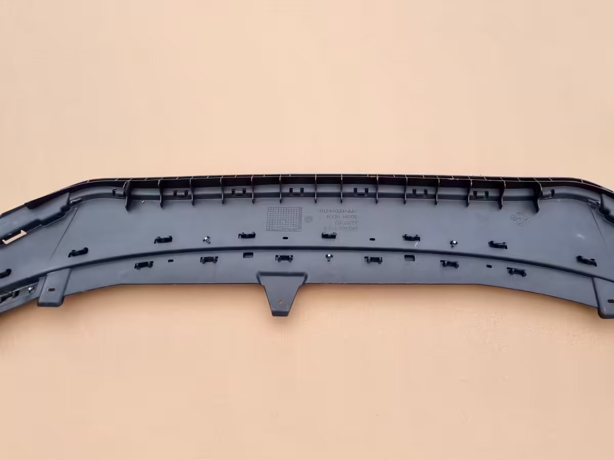 6R0805915B9B9 - Retainer for spoiler; satin black [7/14]